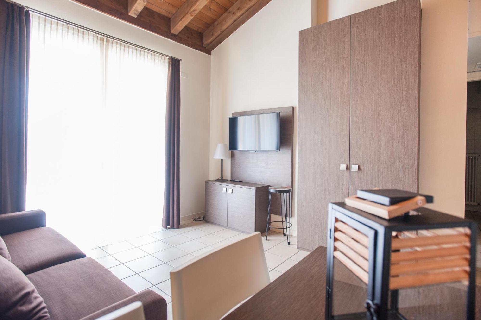 Residence Maroadi Torbole Sul Garda Buitenkant foto
