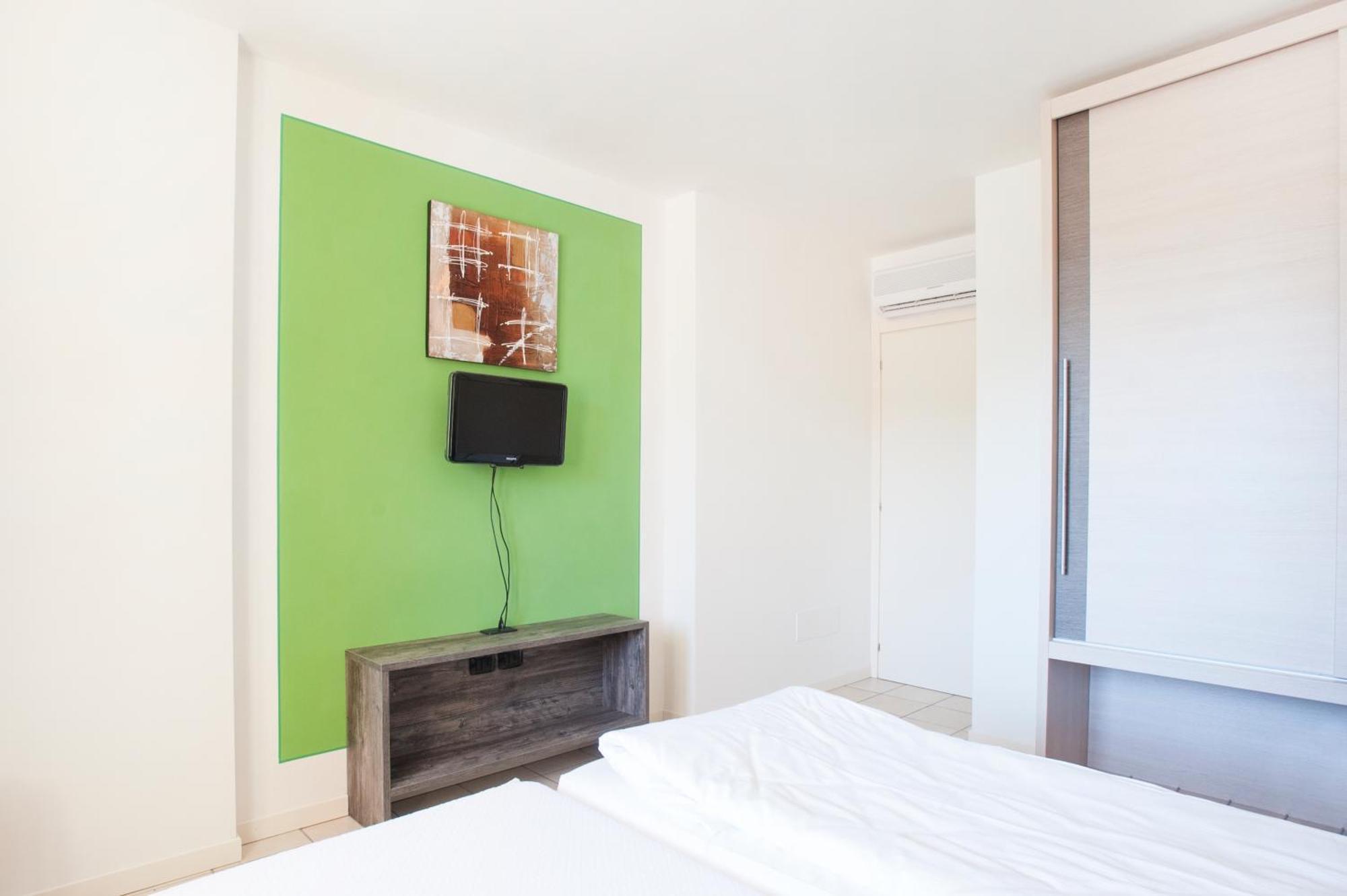 Residence Maroadi Torbole Sul Garda Buitenkant foto