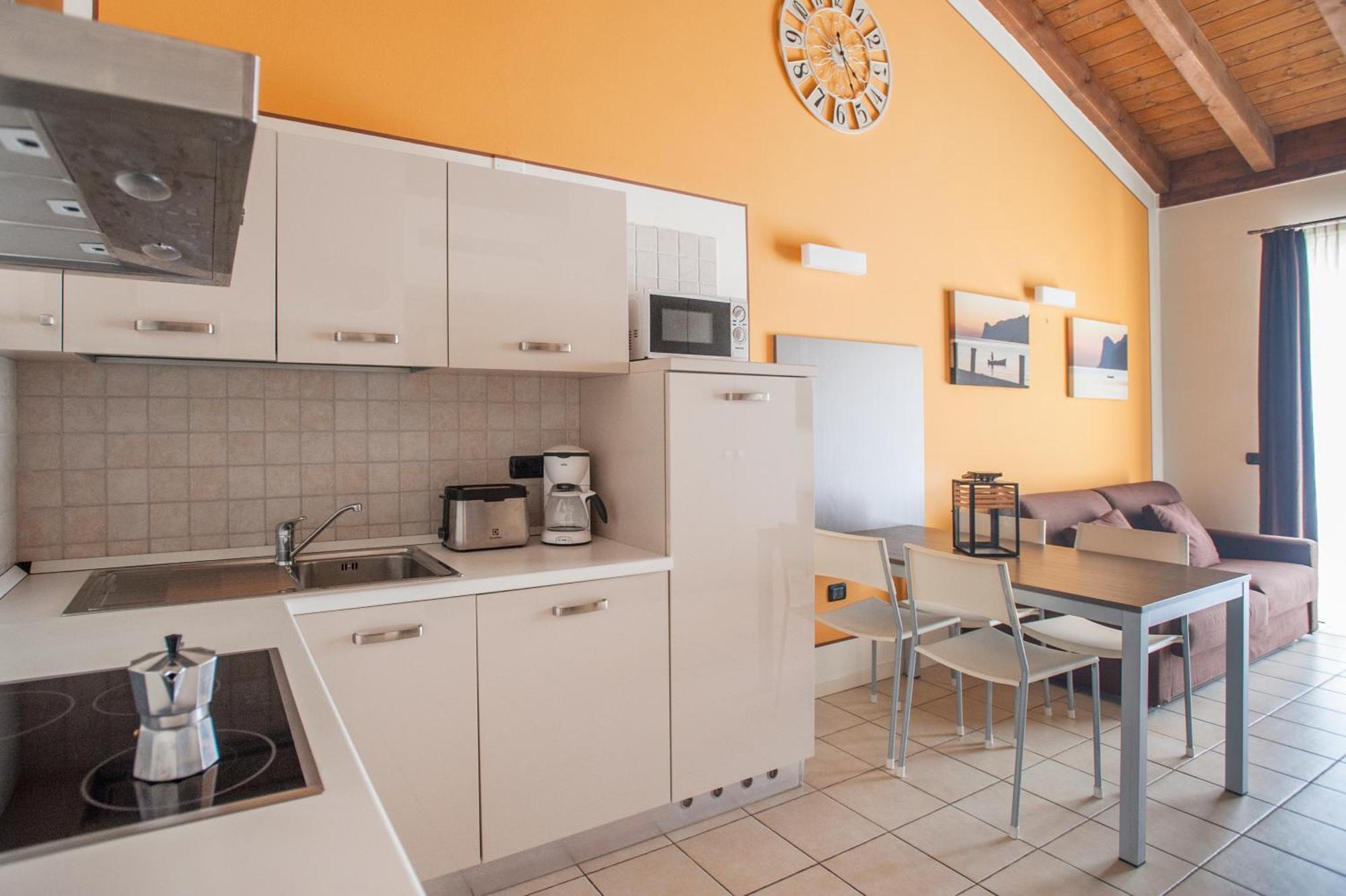 Residence Maroadi Torbole Sul Garda Buitenkant foto