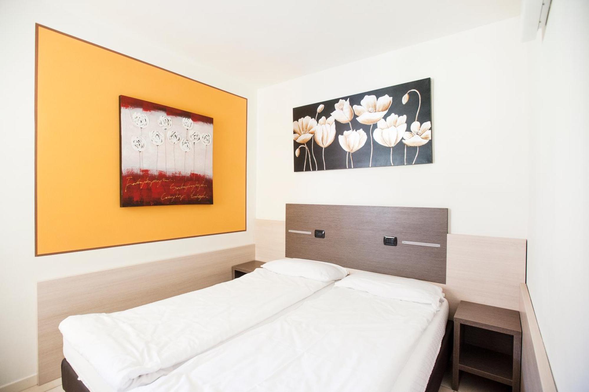 Residence Maroadi Torbole Sul Garda Buitenkant foto